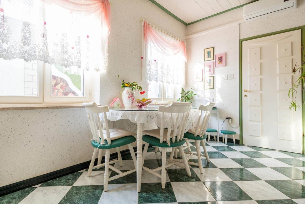 Kuca Za Odmor Lucy Pula Exterior foto